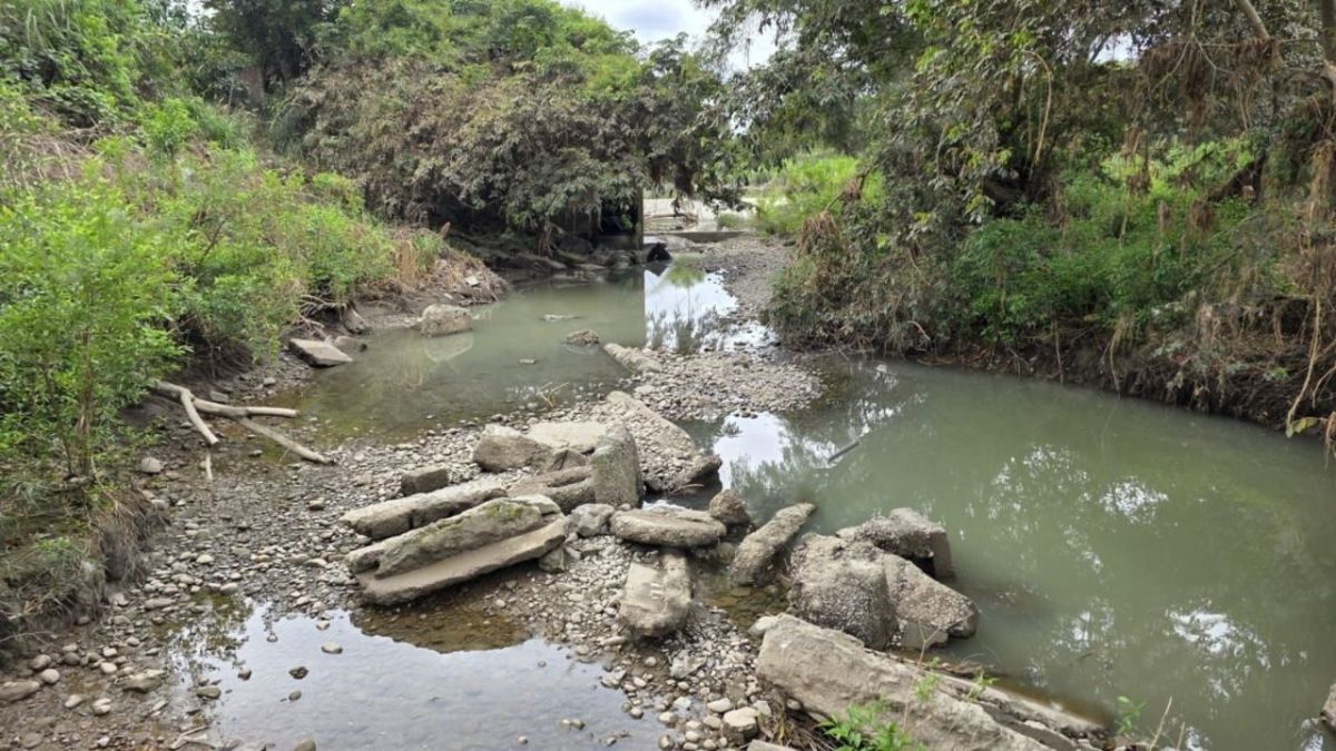 Urge concluir muro de contención Urge concluir muro de contención