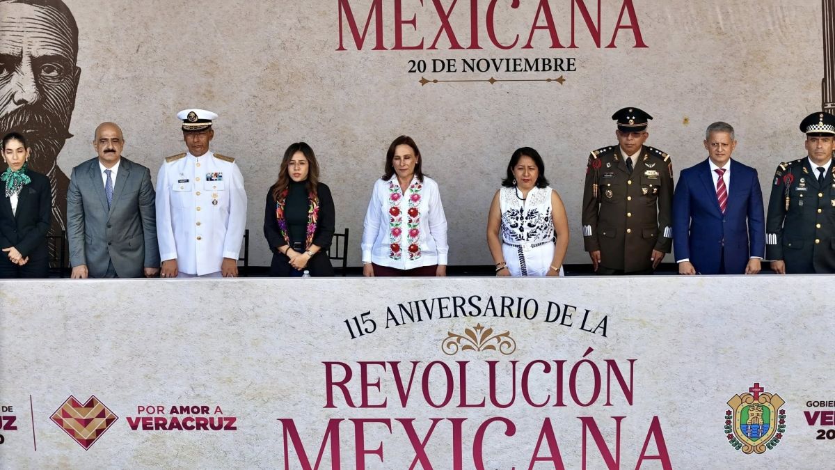 Nahle encabeza su primer Desfile Cívico–Deportivo Nahle encabeza su primer Desfile Cívico–Deportivo