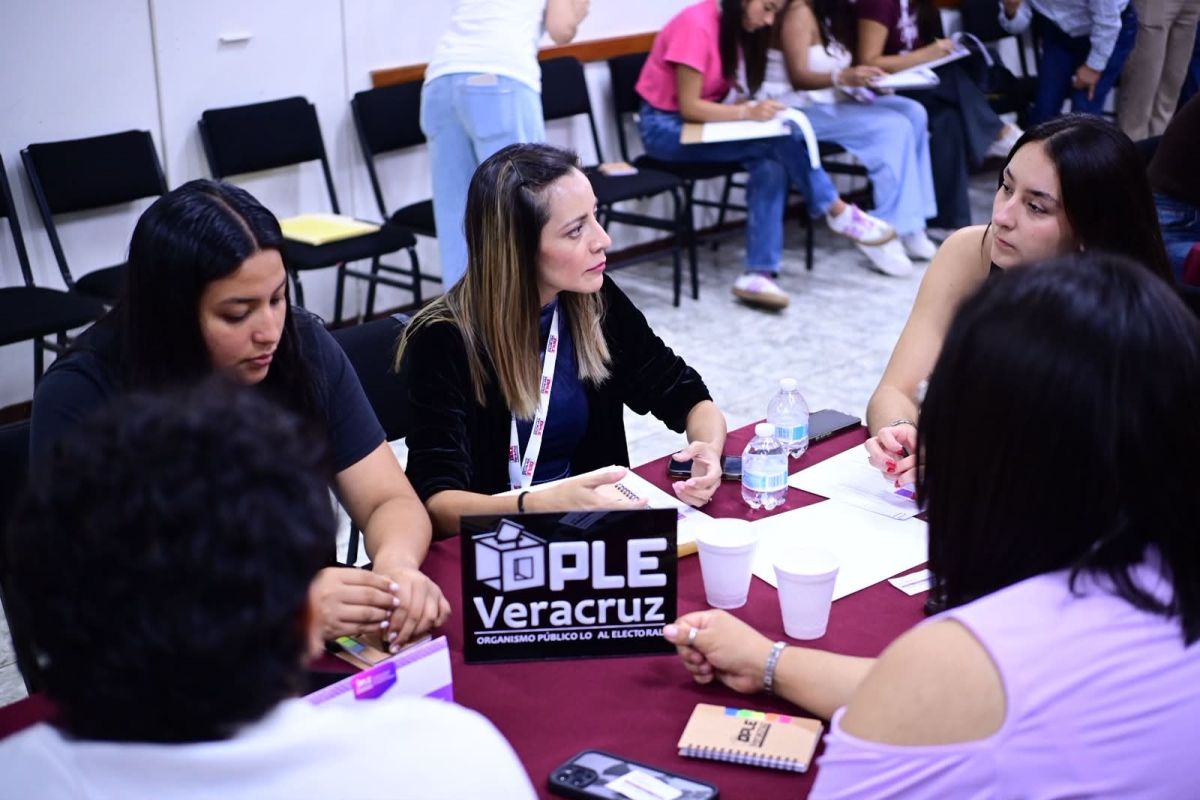Presentan Jóvenes propuestas democráticas Presentan Jóvenes propuestas democráticas