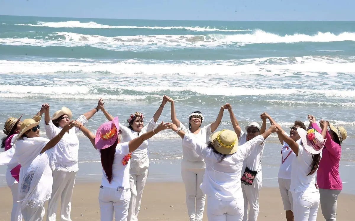 Condenan rituales con animales en la playa Condenan rituales con animales en la playa
